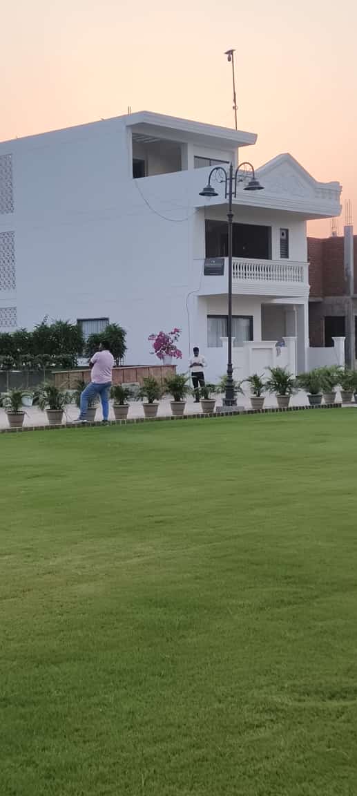 3 BHK + Study Room 1750 Sq.Ft. Villa in Vanshika Ontario