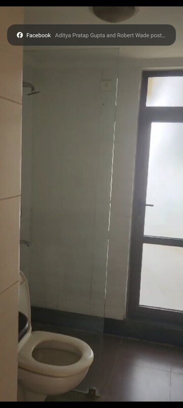 Building Lobby in 3 BHK Apartment at Unitech Fresco, Sector 50 – for Sale
