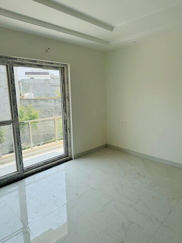 Room in 4 BHK Independent House at Greater Mohali – for Sale