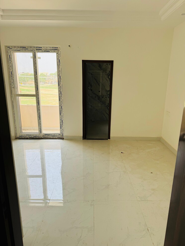 Room, greater mohali 4 Bedroom 105 Sq.Yd. Independent House In Greater Mohali Mohali 8061537