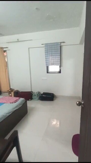 Bathroom in 2.5 BHK Apartment at Shakun CHS, Vile Parle East – for Rent