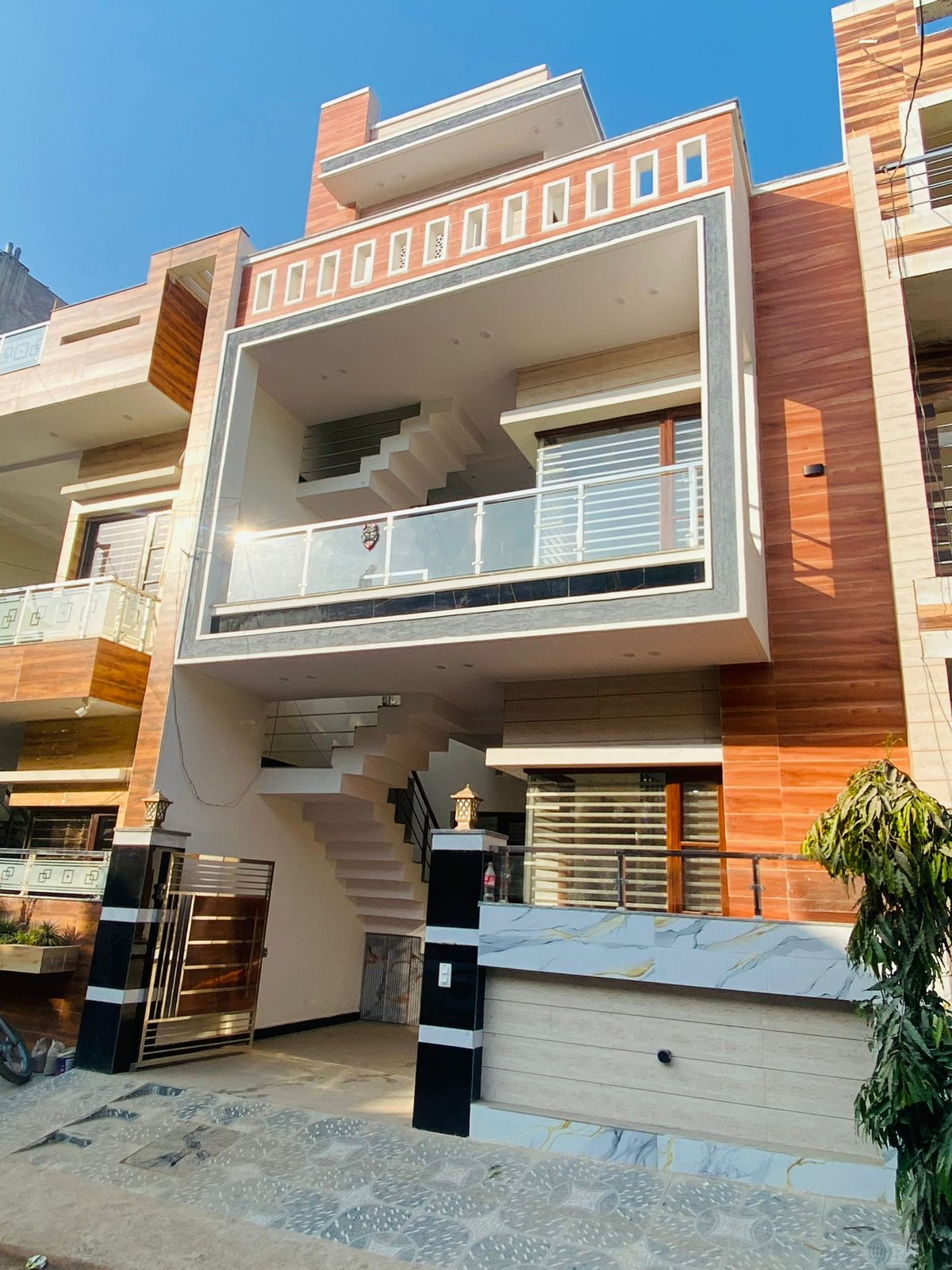 4 BHK + Study Room,Extra Room Independent House For Sale in Shivalik City