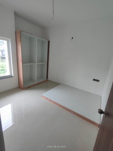 Room in 1 BHK Apartment at New Front 48 Central Park, Hadapsar – for Sale