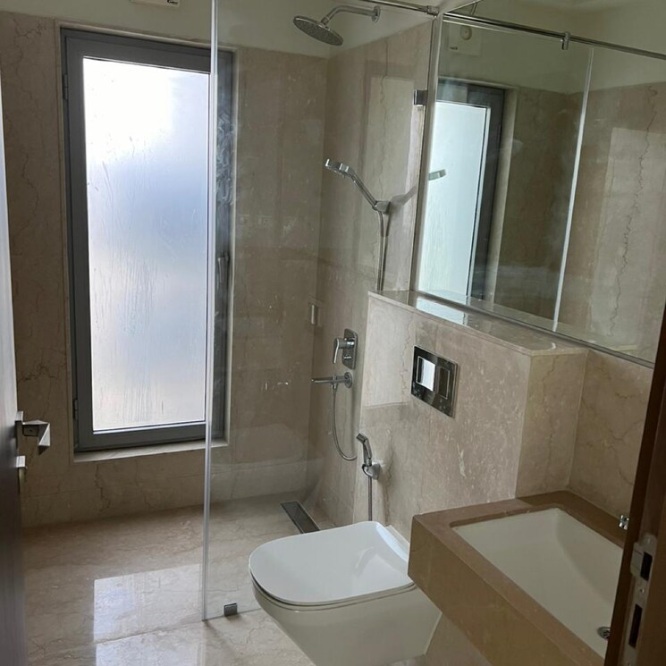 Bathroom, piramal-aranya-avyan 2 Bedroom 780 Sq.Ft. Apartment In Reay Road Mumbai 8061689