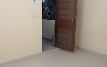 1 BHK Builder Floor For Rent in Laxmi Nagar