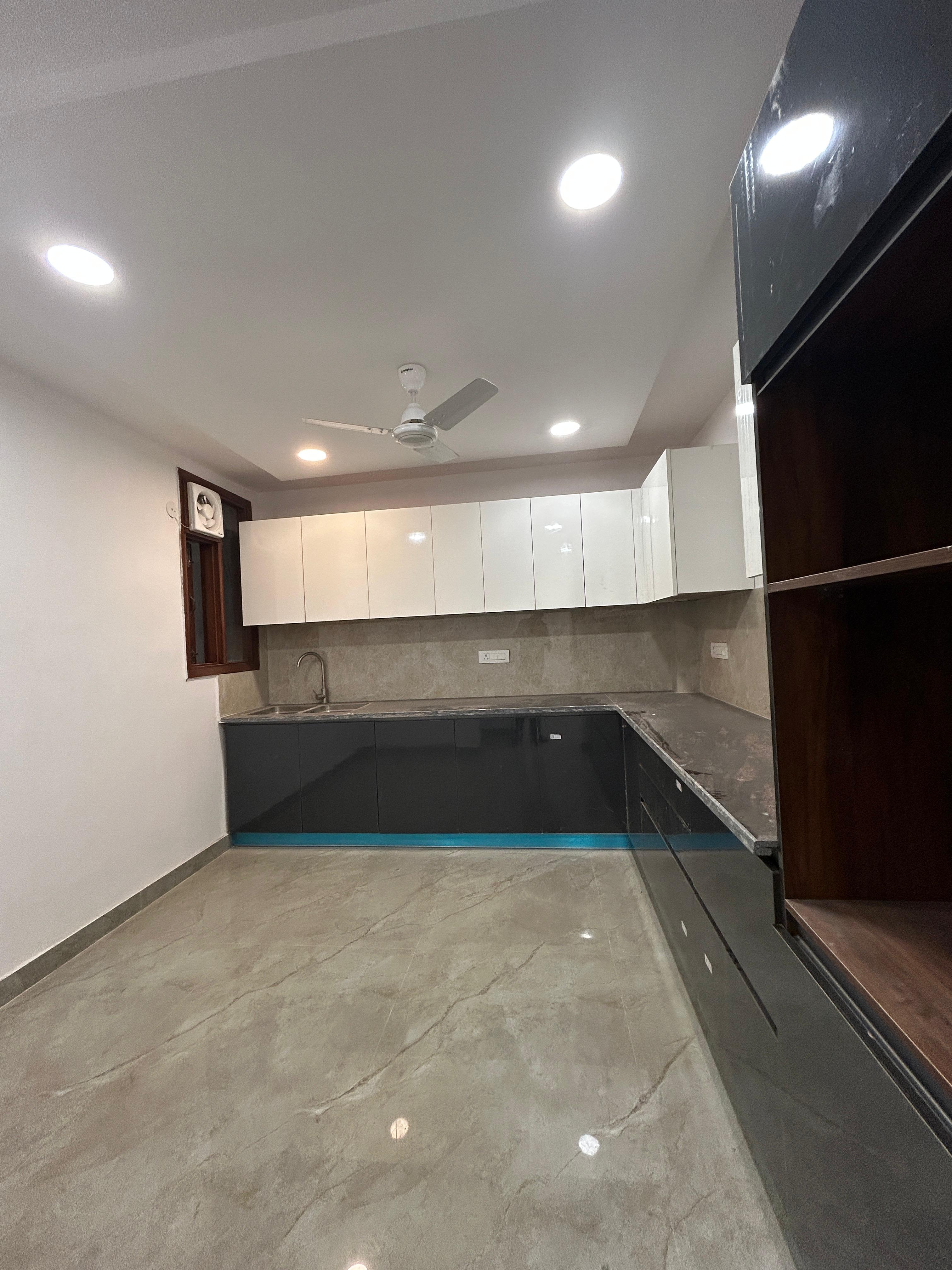 4 BHK + Extra Room Builder Floor For Sale in Freedom Fighter 