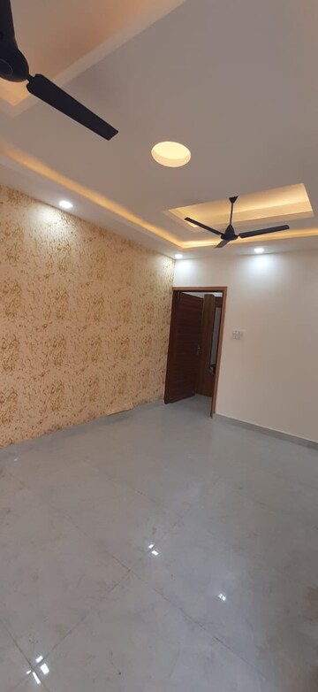 Room in 3 BHK Independent House at Sahastradhara – for Sale