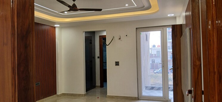 Room, bptp-park-central 4 Bedroom 350 Sq.Yd. Builder Floor In Sector 85 Faridabad 8061806