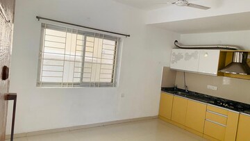 Room in 1 BHK Independent House at Koramangala – for Rent