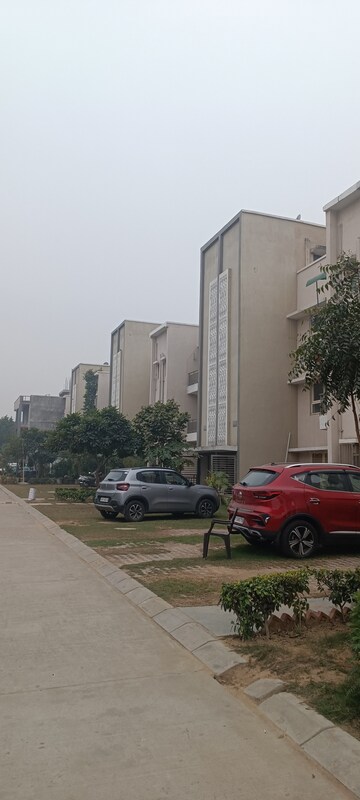 3.5 BHK Builder Floor – Exterior View View at Lavender Floors, Sector 89 - for Sale