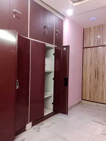 Room in 3 BHK Builder Floor at East Of Kailash – for Rent