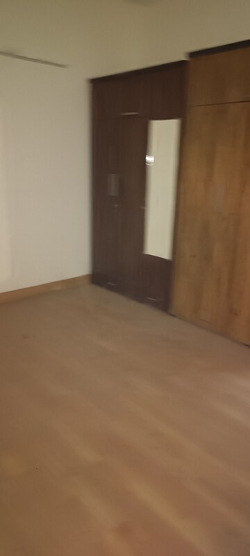 Room in 3.5 BHK Builder Floor at Lavender Floors, Sector 89 – for Sale