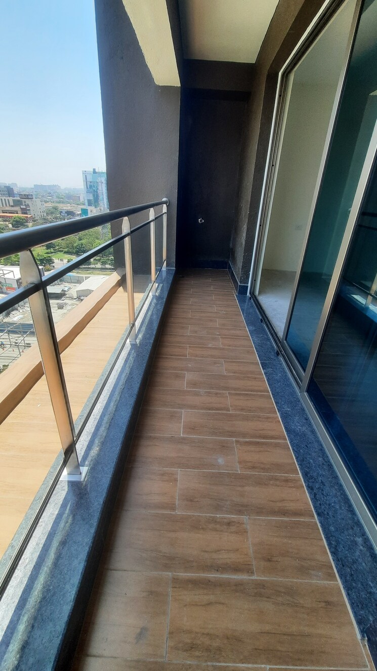 Balcony, tata-primanti-villas 4 Bedroom 7000 Sq.Ft. Villa In Sector 72 Gurgaon 8061930