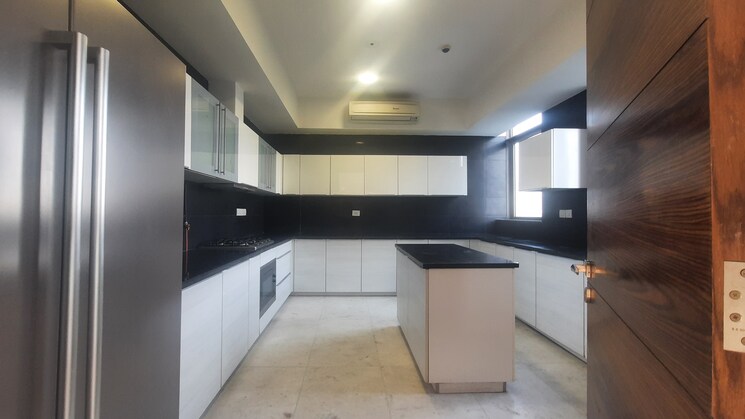 Kitchen, tata-primanti-villas 4 Bedroom 7000 Sq.Ft. Villa In Sector 72 Gurgaon 8061930
