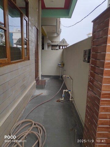 Balcony in 1 BHK Builder Floor at Banjarawala – for Rent