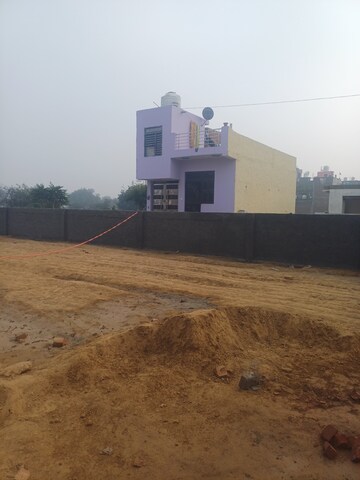  Plot For Sale in Dheeraj Nagar