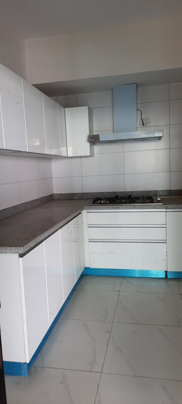 Building Lobby in 3 BHK Apartment at Tata Primanti Phase 2, Sector 72 – for Sale