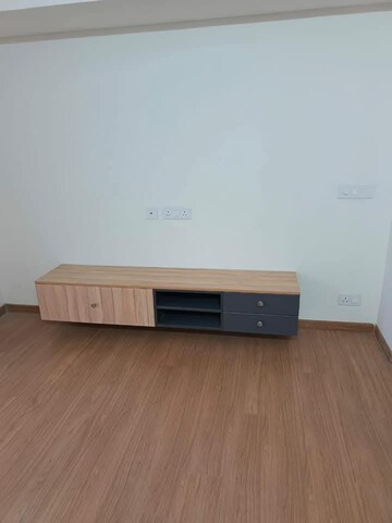 Room in 3 BHK Apartment at Sector 106 – for Sale