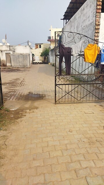  Warehouse – Exterior View View at Delhi Road - for Rent