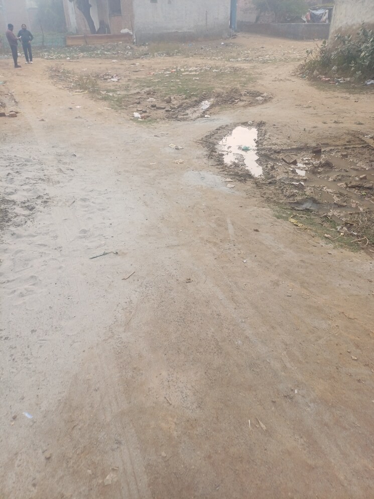 undefined, dheeraj nagar  116 Sq.Yd. Plot In Dheeraj Nagar Faridabad 8062125