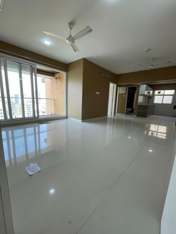 Room in 2 BHK Apartment at LD Viceroy, Chembur – for Rent