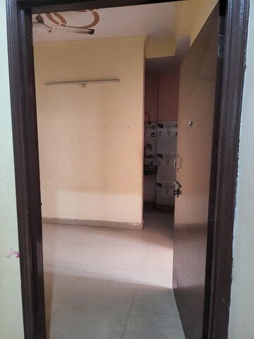 Room in 1 BHK Builder Floor at Neb Sarai – for Rent