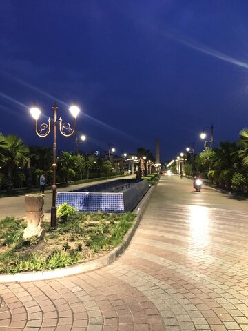 Swimming Pool in 4 BHK Builder Floor at BPTP Parkland Pride, Sector 77 – for Rent