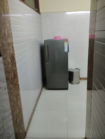 Kitchen in 1.5 BHK Builder Floor at Sector 17 – for Rent