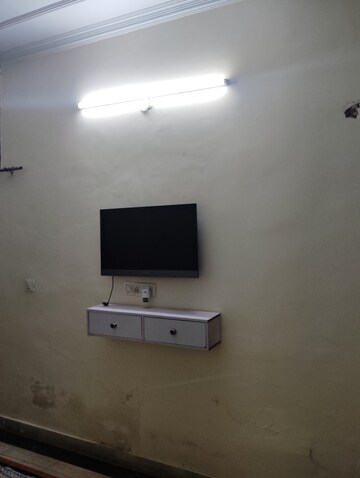 Bedroom in 1.5 BHK Builder Floor at Sector 17 – for Rent