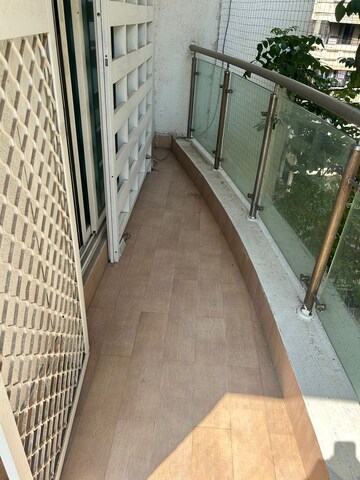 Balcony in 4 BHK Apartment at Chembur – for Rent