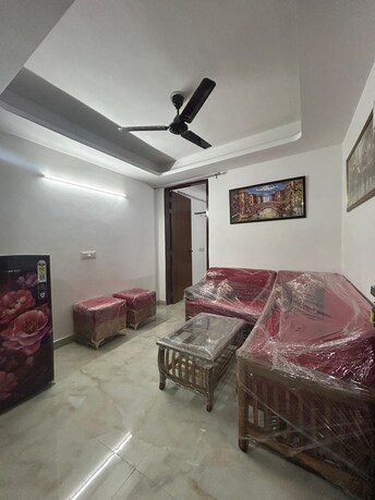 1 BHK Builder Floor For Rent in Paryavaran Complex Delhi  8062420