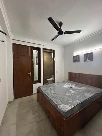 Bedroom in 1 BHK Builder Floor at Paryavaran Complex – for Rent