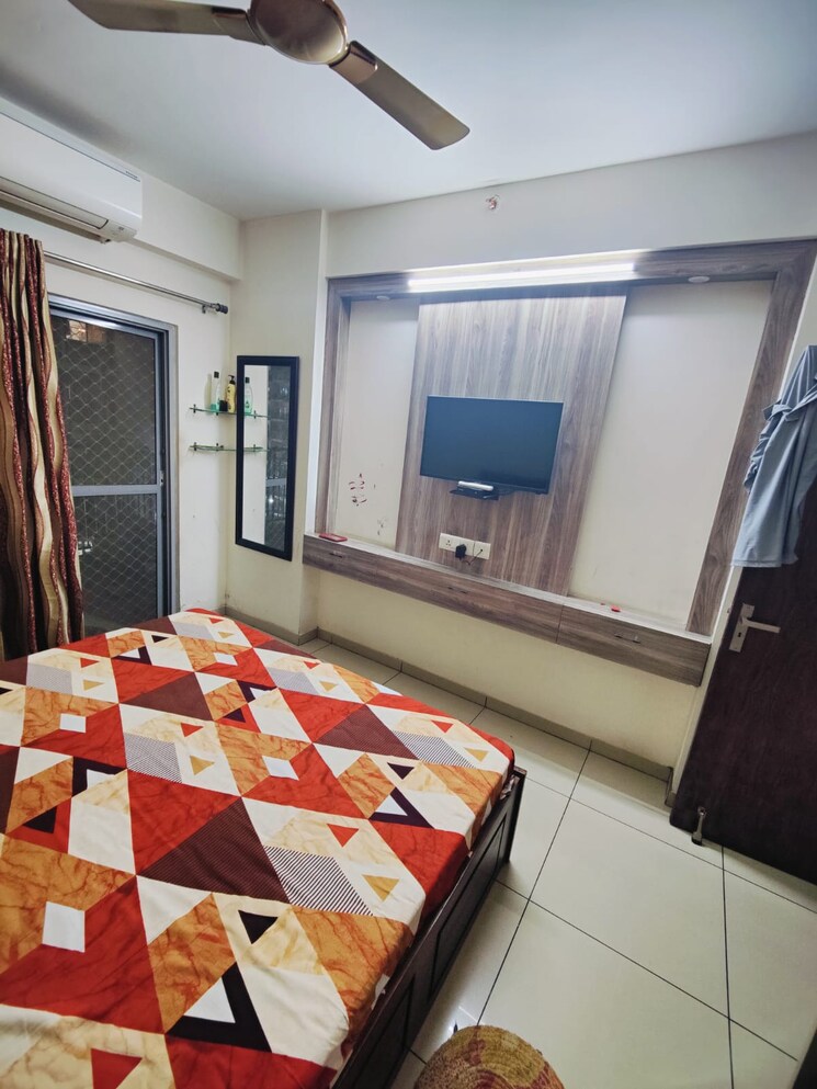 Bedroom, shakti khand iv 4 Bedroom 2250 Sq.Ft. Builder Floor In Shakti Khand iv Ghaziabad 8062460