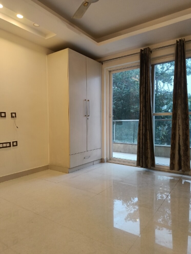 Room, unitech-south-city-ii 3 Bedroom 2100 Sq.Ft. Builder Floor In Sector 50 Gurgaon 8062524