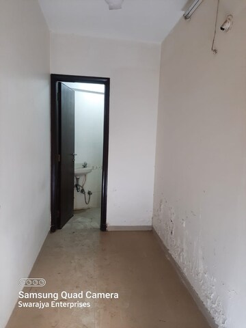 Study Room in 4 BHK Apartment at Ekta Lake Lucerne, Powai – for Sale
