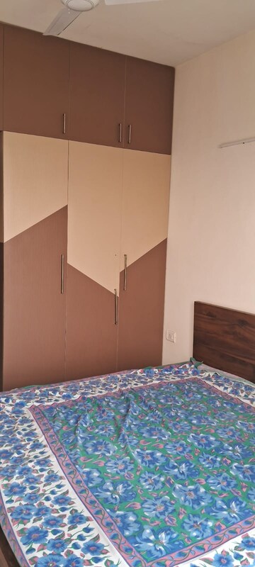 Room in 2 BHK Apartment at Pivotal 99 Marina Bay, Sector 99 – for Rent