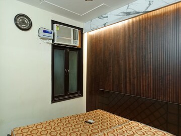 Bedroom in 1 BHK Builder Floor at Palm Residency Chhatarpur, Chattarpur – for Rent