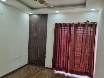 Bedroom in 3 BHK Builder Floor at Sector 83 – for Rent