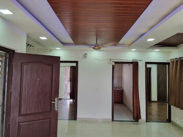 Building Lobby in 3 BHK Builder Floor at Sector 83 – for Rent