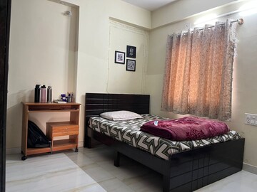 Bedroom in 2 BHK Apartment at Garuda Star Field, Mahadevpura – for Rent