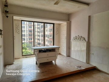 Bedroom in 3.5 BHK Apartment at Ekta Lake Lucerne, Powai – for Sale
