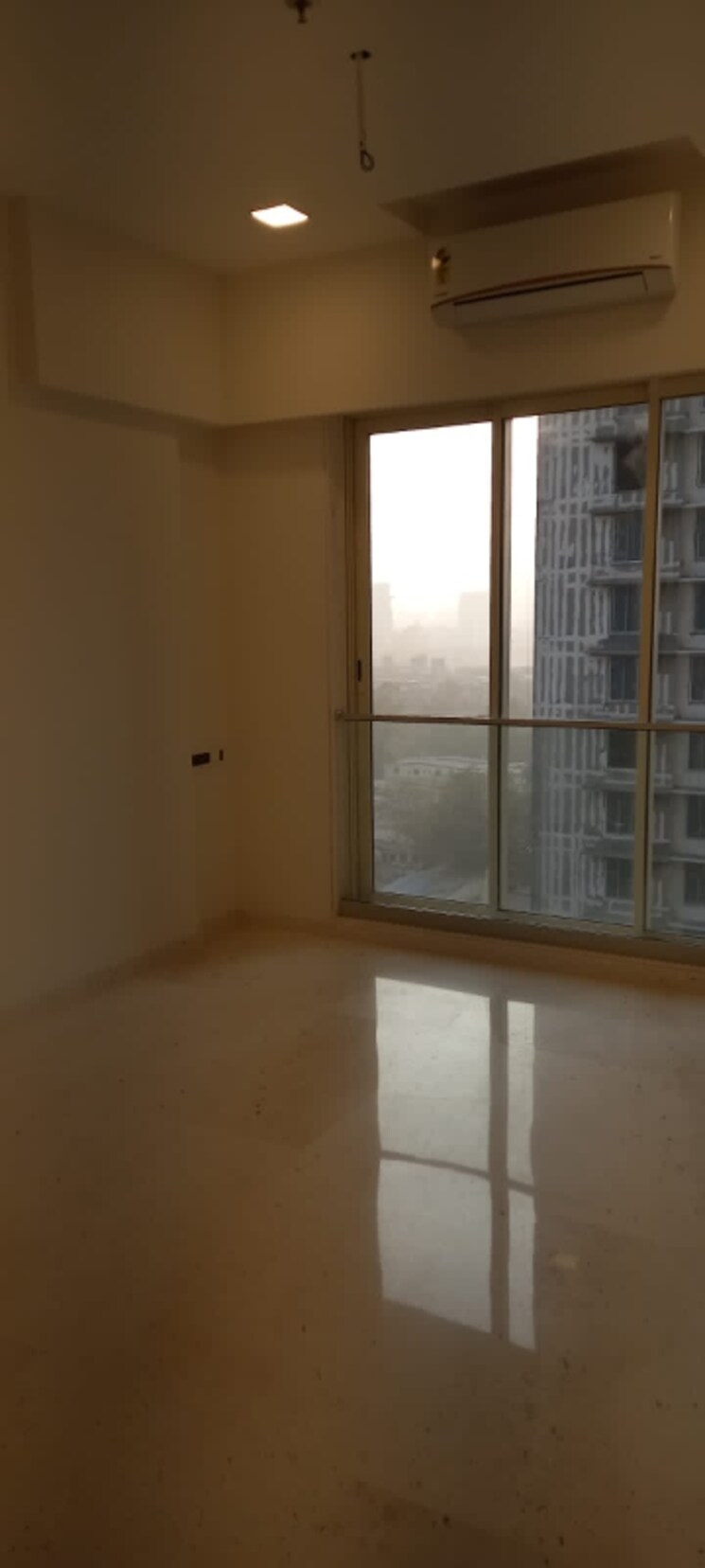 Room, goregaon west 3 Bedroom 1030 Sq.Ft. Apartment In Goregaon West Mumbai 8062723