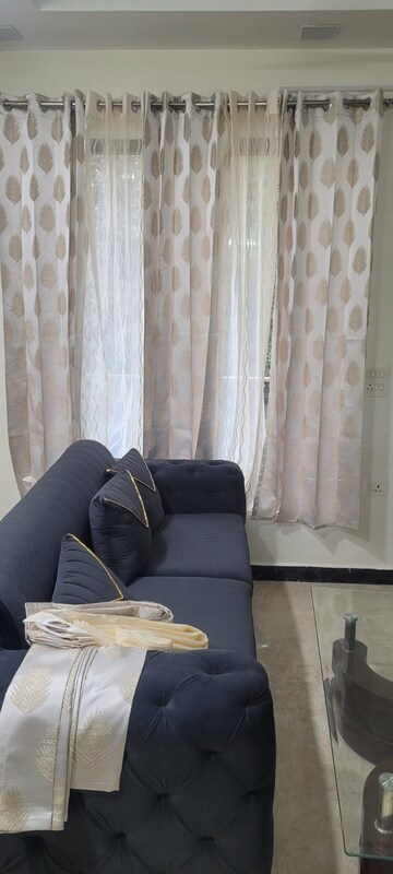 Master Bedroom in 3 BHK Builder Floor at Gupta Awas, Sector 43 – for Rent
