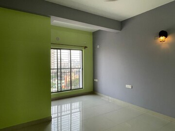 Room in 2 BHK Apartment at Dilshad Garden – for Rent