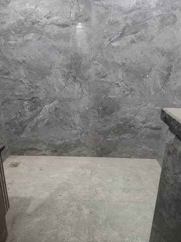 Furnished Amenities in 4 BHK Builder Floor at Sector 23 – for Sale