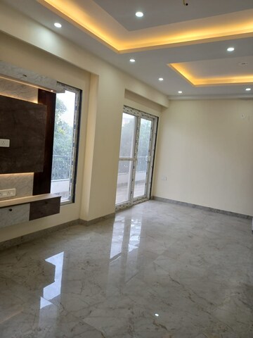 Room in 4 BHK Builder Floor at Sector 23 – for Sale