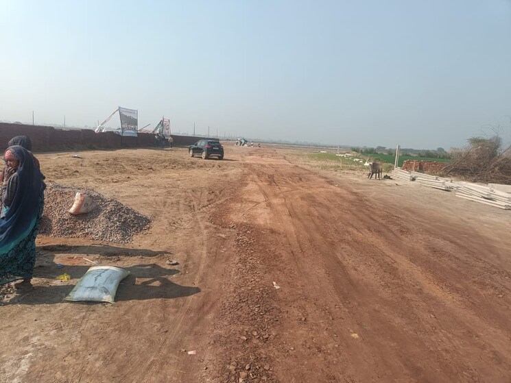 undefined, vrindavan  140 Sq.Yd. Plot In Vrindavan Mathura 8062709