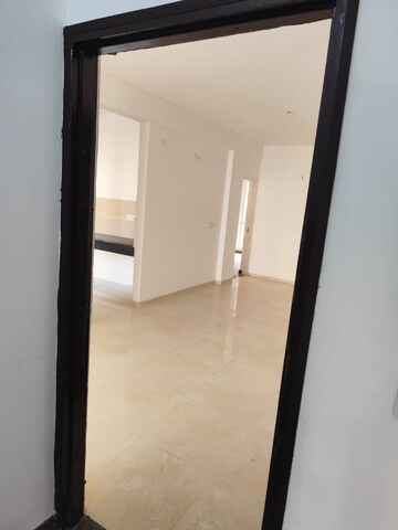 Room in 3 BHK Apartment at Conscient Habitat 78, Sector 78 – for Sale