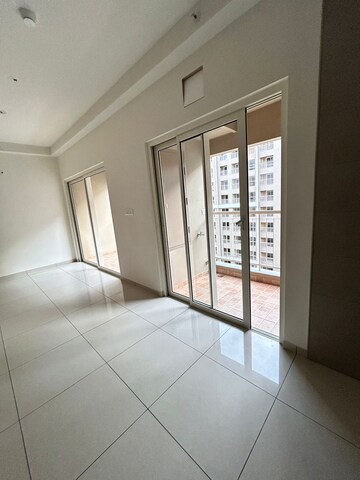 Room in 2 BHK Apartment at Sobha Dream Gardens, Thanisandra Main Road – for Sale