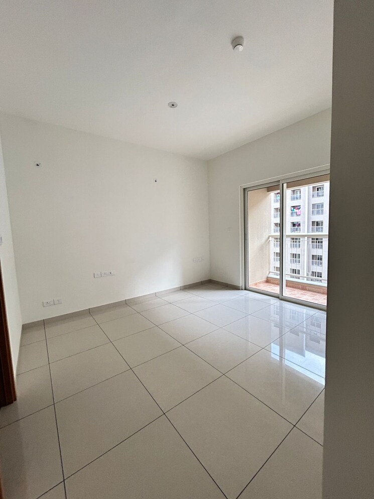 Bathroom, sobha-dream-gardens 2 Bedroom 1058 Sq.Ft. Apartment In Thanisandra Main Road Bangalore 8062773